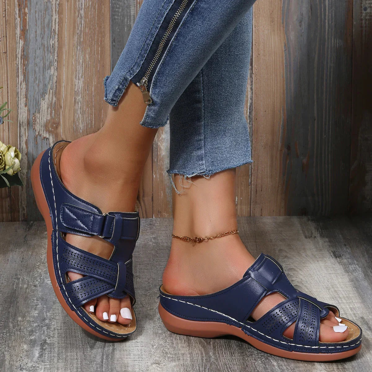 Women's Contoured Orthopedic Wedge Sandals — detail view