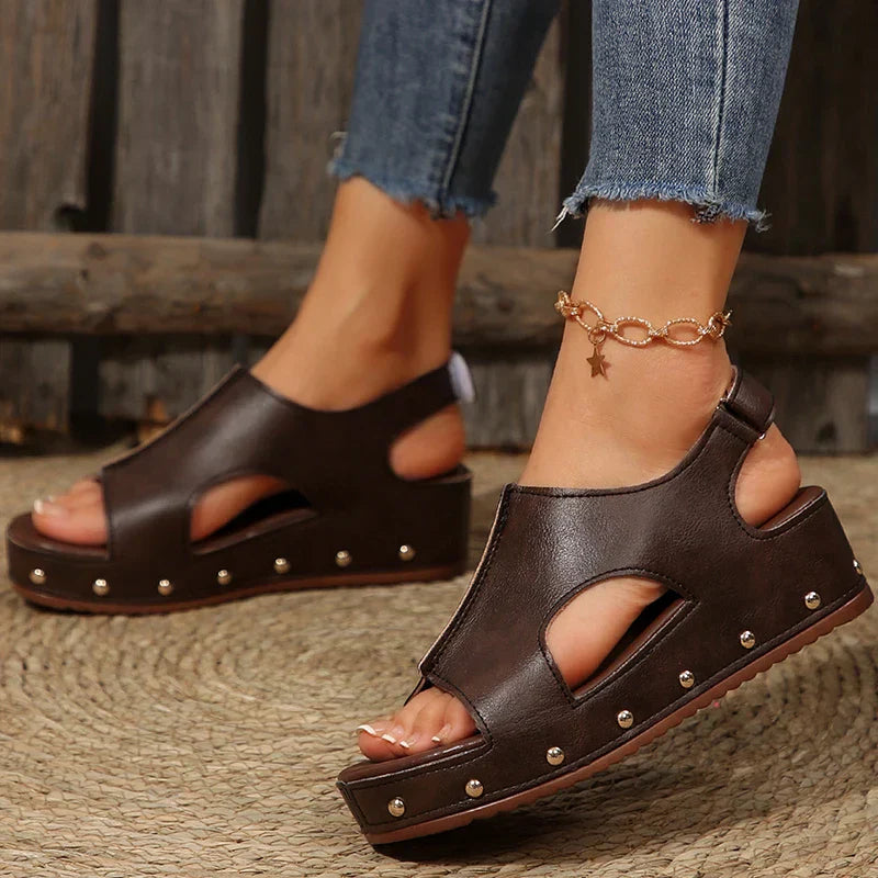 Women's Non-Slip Cushioned Platform Sandals — detail view