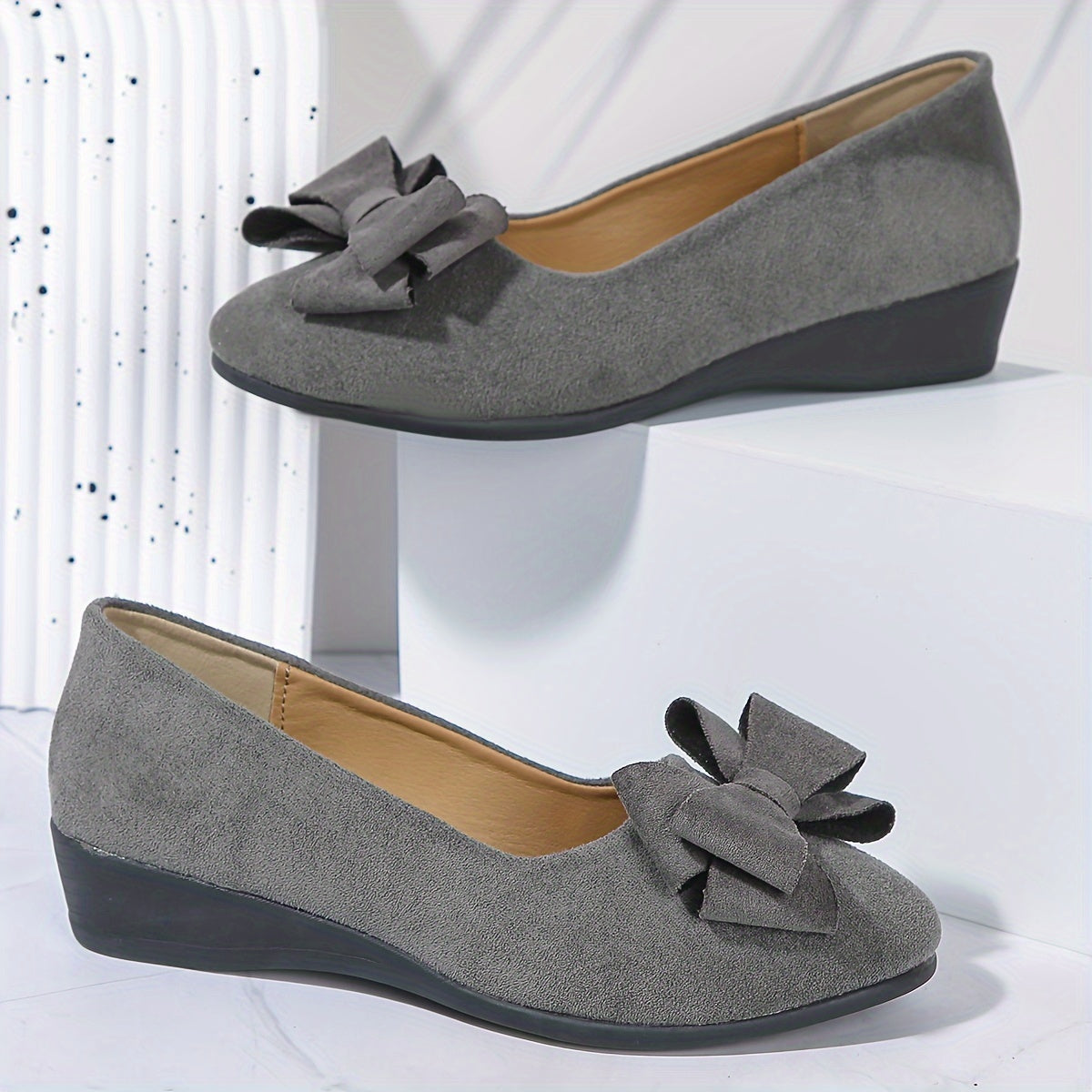 Women's Bow Round-Toe Ballet Flats — close-up