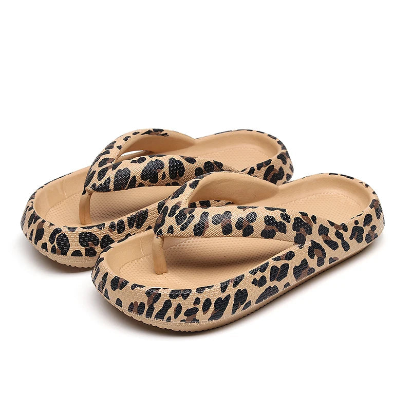 Women's Walking Sandals — detail view