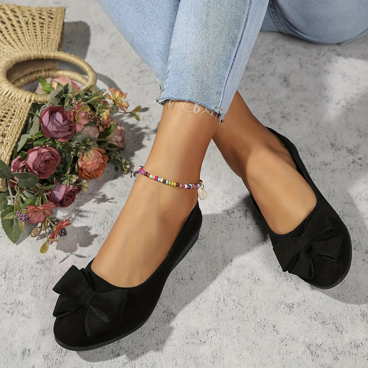 Women's Bow Round-Toe Ballet Flats — close-up