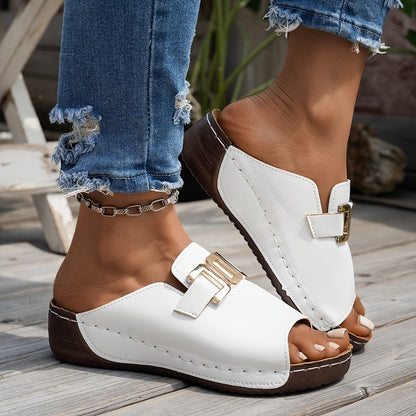 Women's Cushioned Strap Sandals — close-up