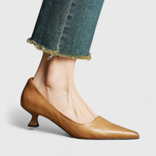 Women's Pointed-Toe Slingback Kitten Heels — detail view