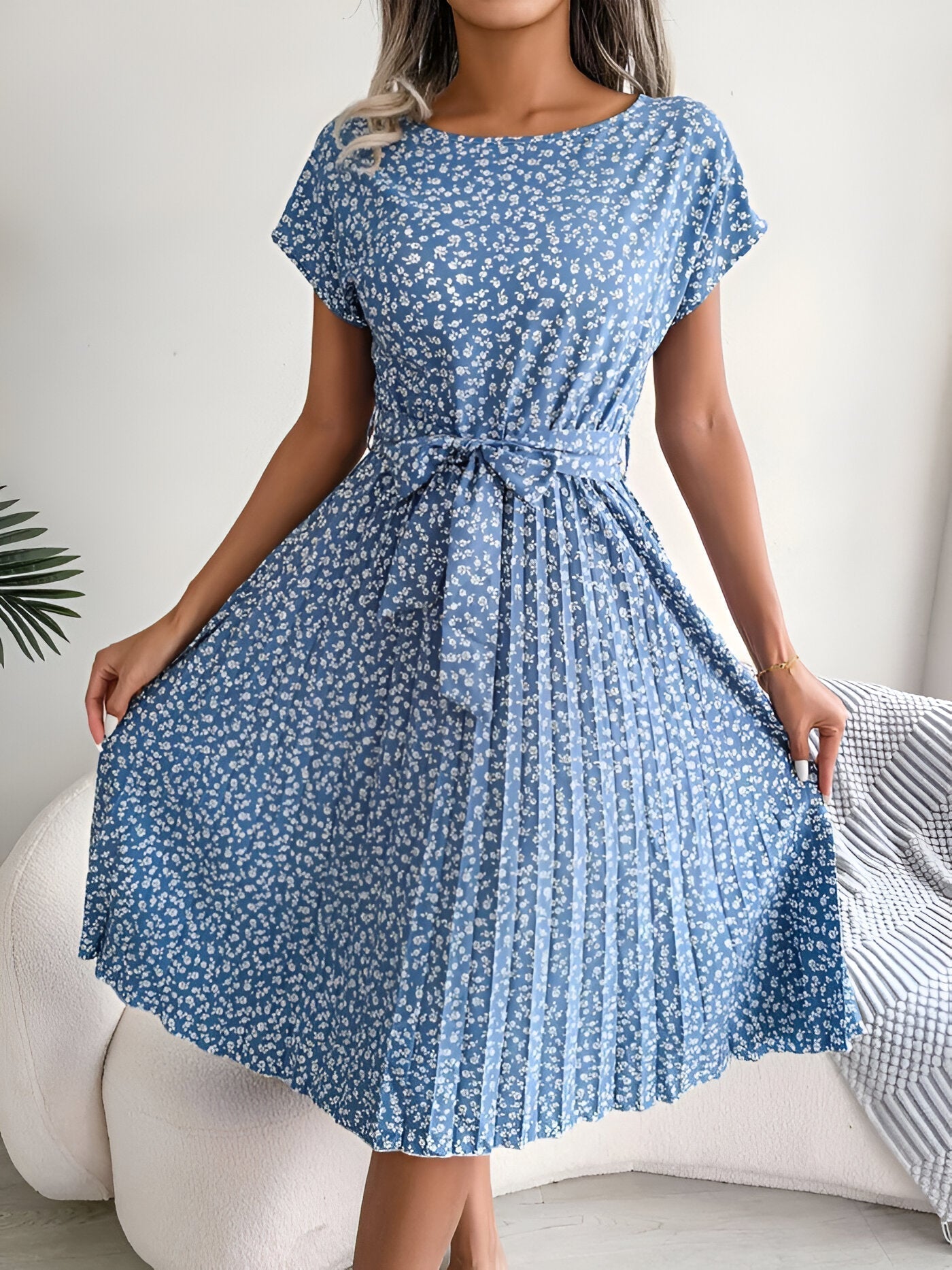 Women's Floral Pleated Summer Midi Dress — product view