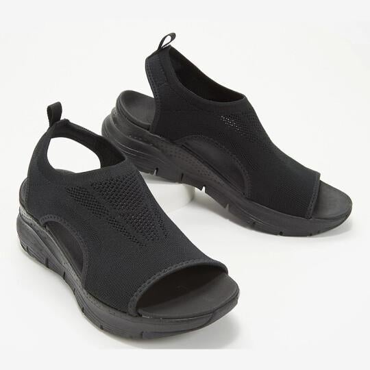 Women's Flat Sandals — close-up