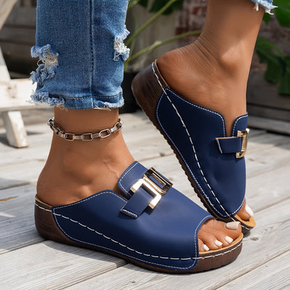 Women's Cushioned Strap Sandals — product view