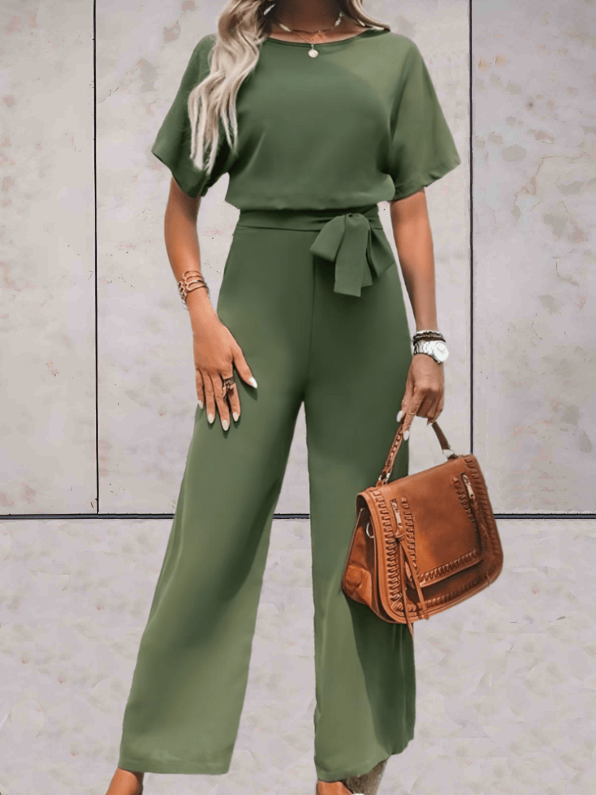 Women's Short Sleeve Two-Piece Casual Set — front view
