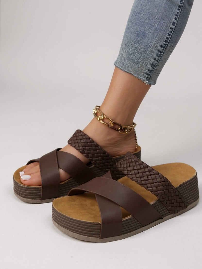 Women's Woven Platform Cushioned Sandals — close-up