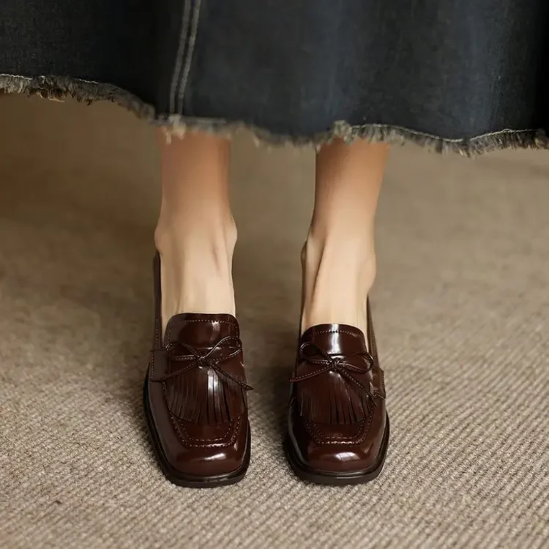 Women's Tassel Block Heel Loafer Pumps Round Toe — close-up