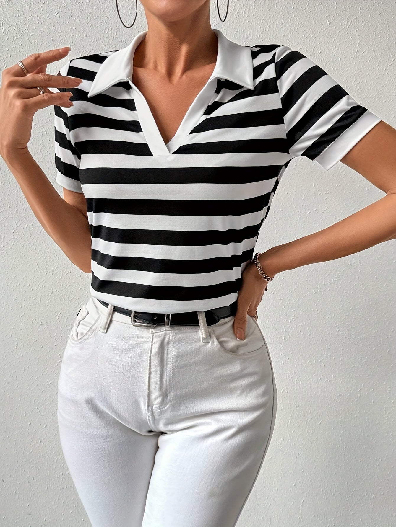 Women's Striped Short-Sleeve Casual Shirt — detail view