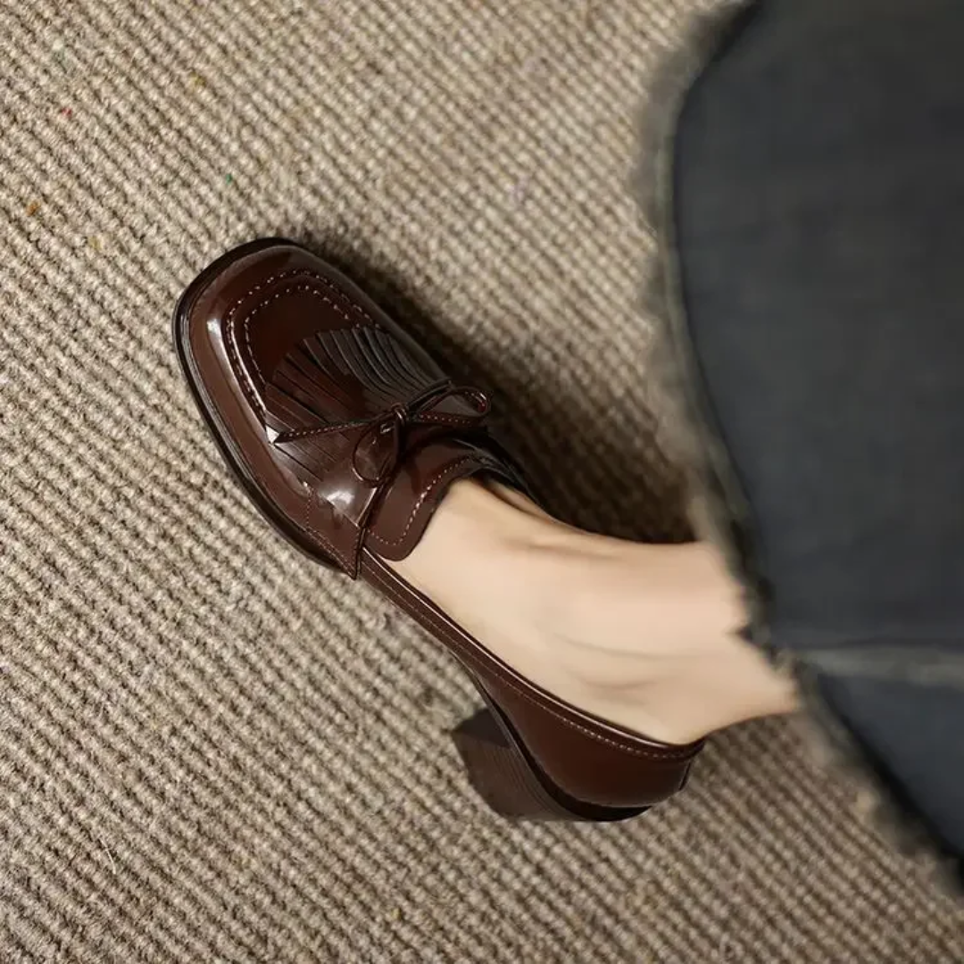 Women's Tassel Block Heel Loafer Pumps Round Toe — detail view
