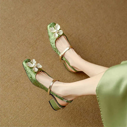 Women's Floral Slingback Square Toe Block Heel Pumps — detail view