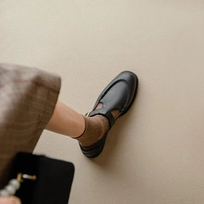 Women's Retro T-Strap Mary Jane Round Toe Low Heel — detail view