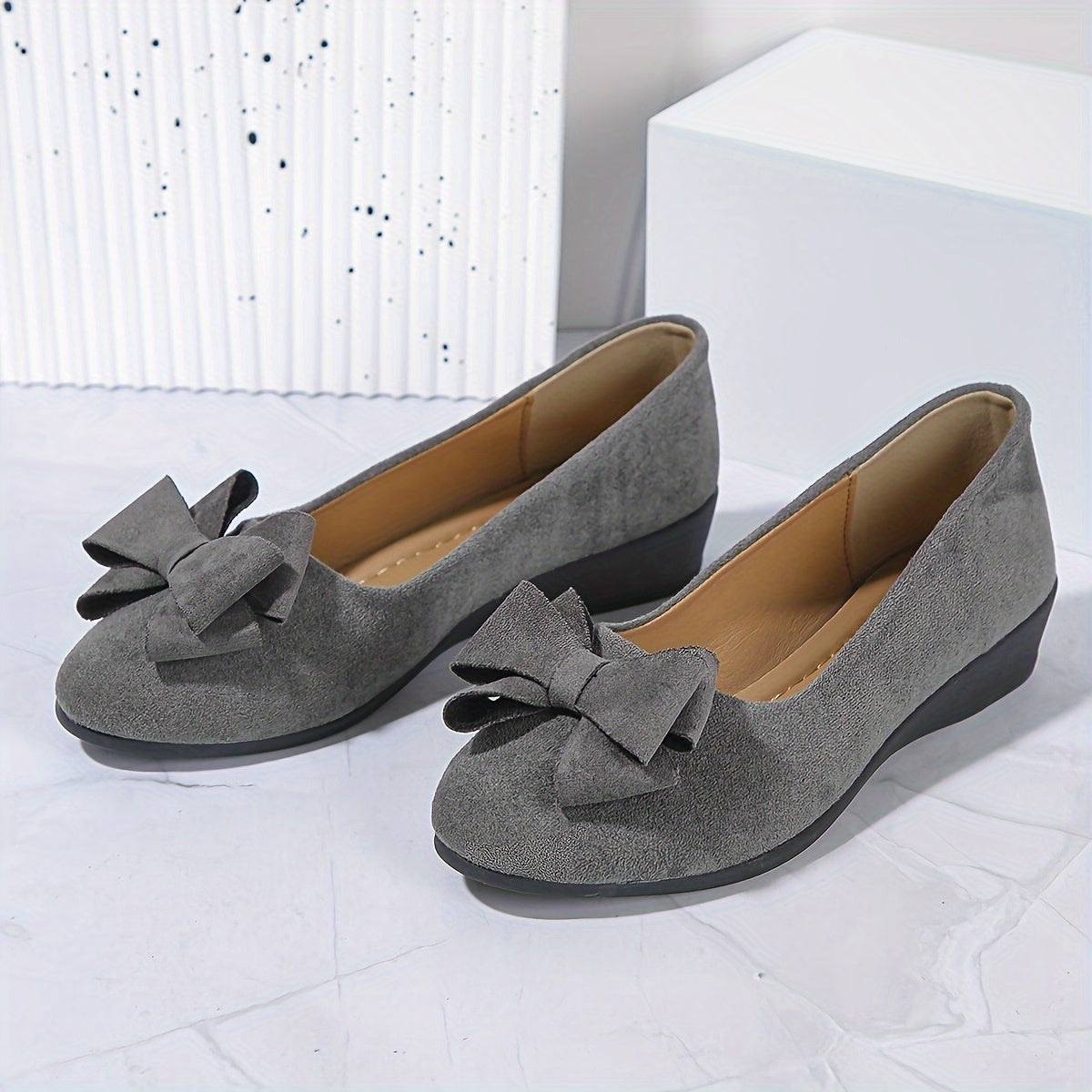 Women's Bow Round-Toe Ballet Flats — front view
