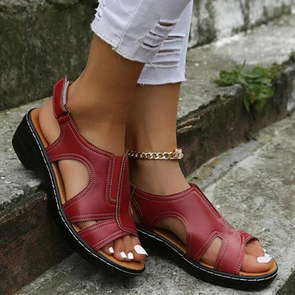Women's Adjustable Flat Sandals — detail view