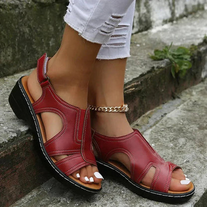 Women's Adjustable Flat Sandals — detail view