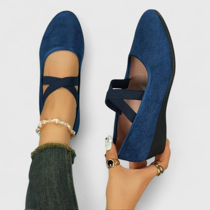 Women's Orthopedic Everyday Shoes — product view