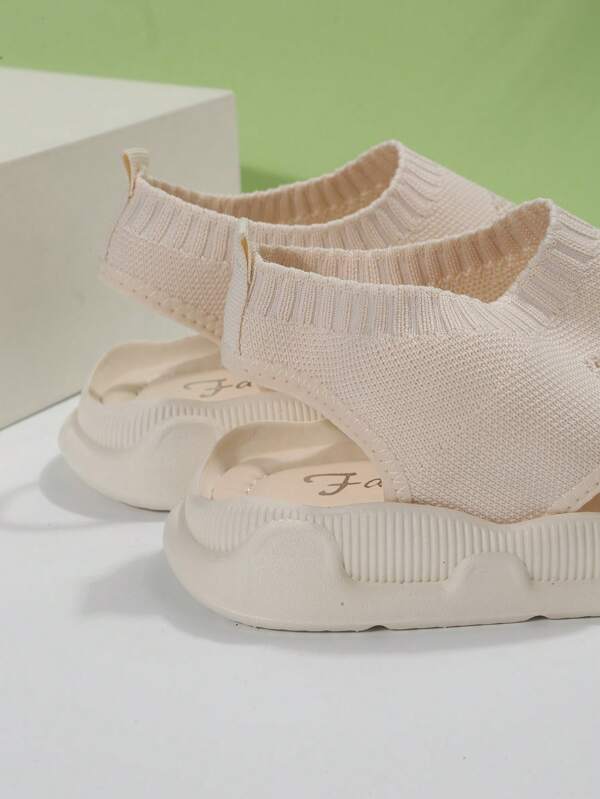 Women's Open Toe Slip-On Platform Sandals — detail view