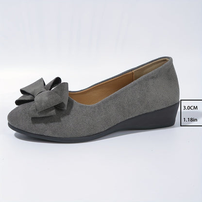 Women's Bow Round-Toe Ballet Flats — detail view