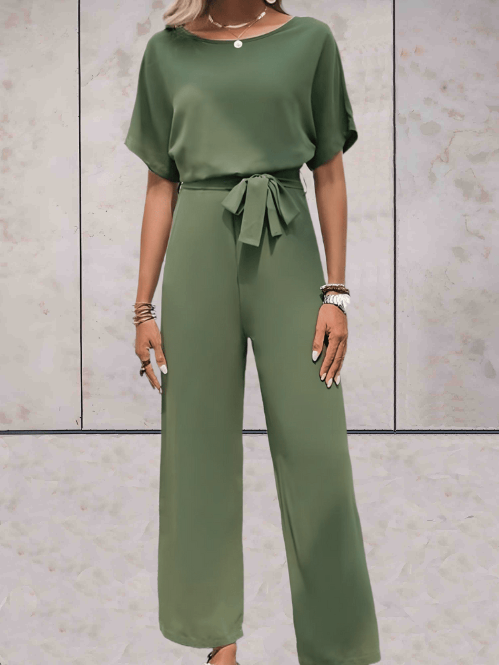 Women's Short Sleeve Two-Piece Casual Set — detail view