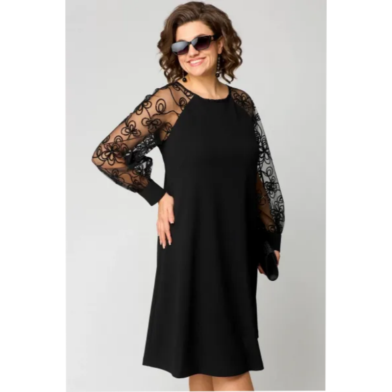 Women's Lace Elegant Evening Maxi Dress — close-up