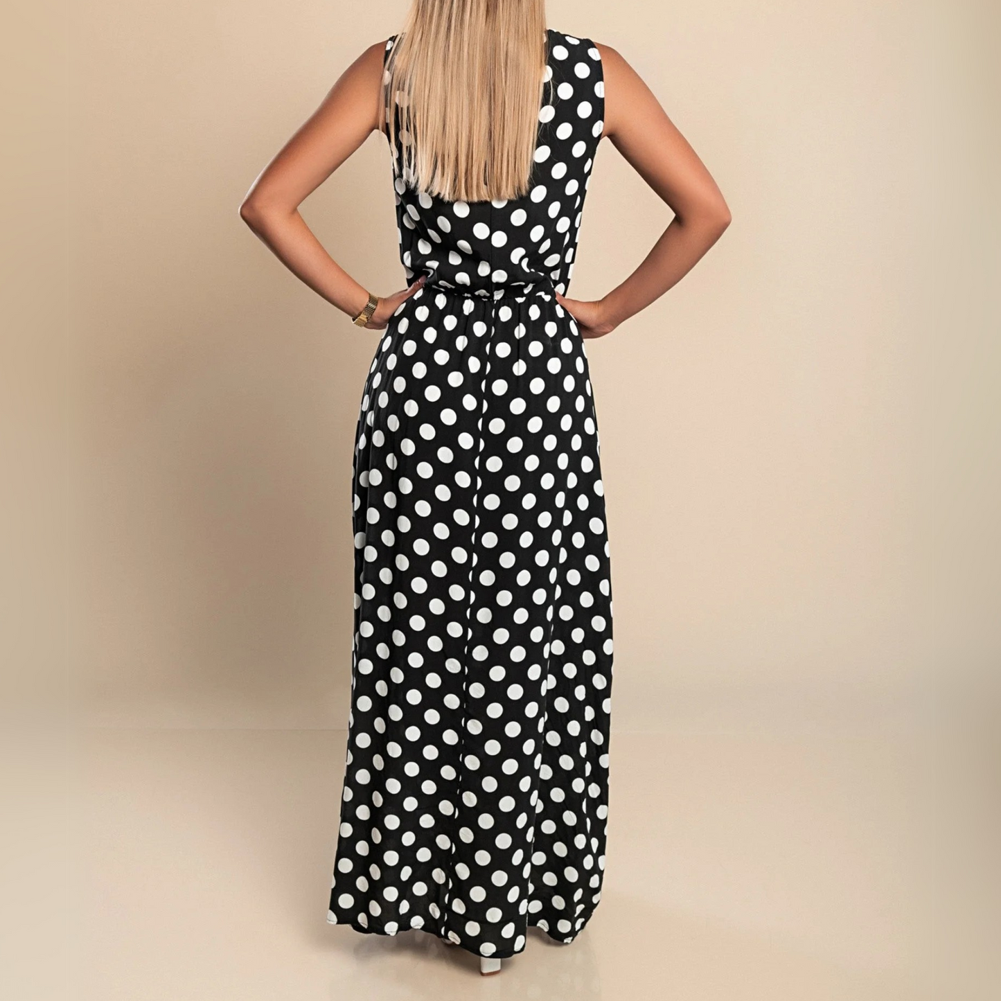 Women's Polka Dot Casual Vacation Maxi Dress — close-up