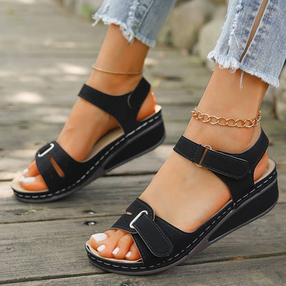 Women's Ergonomic Arch Support Sandals — close-up