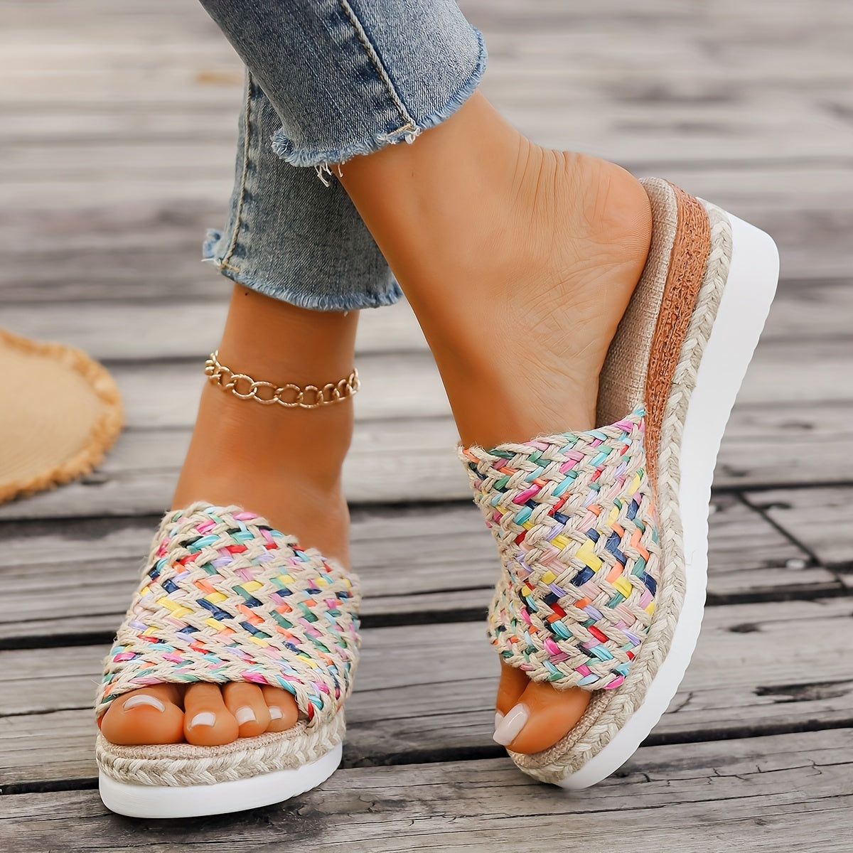 Women's Woven Wedge Sandals — product view